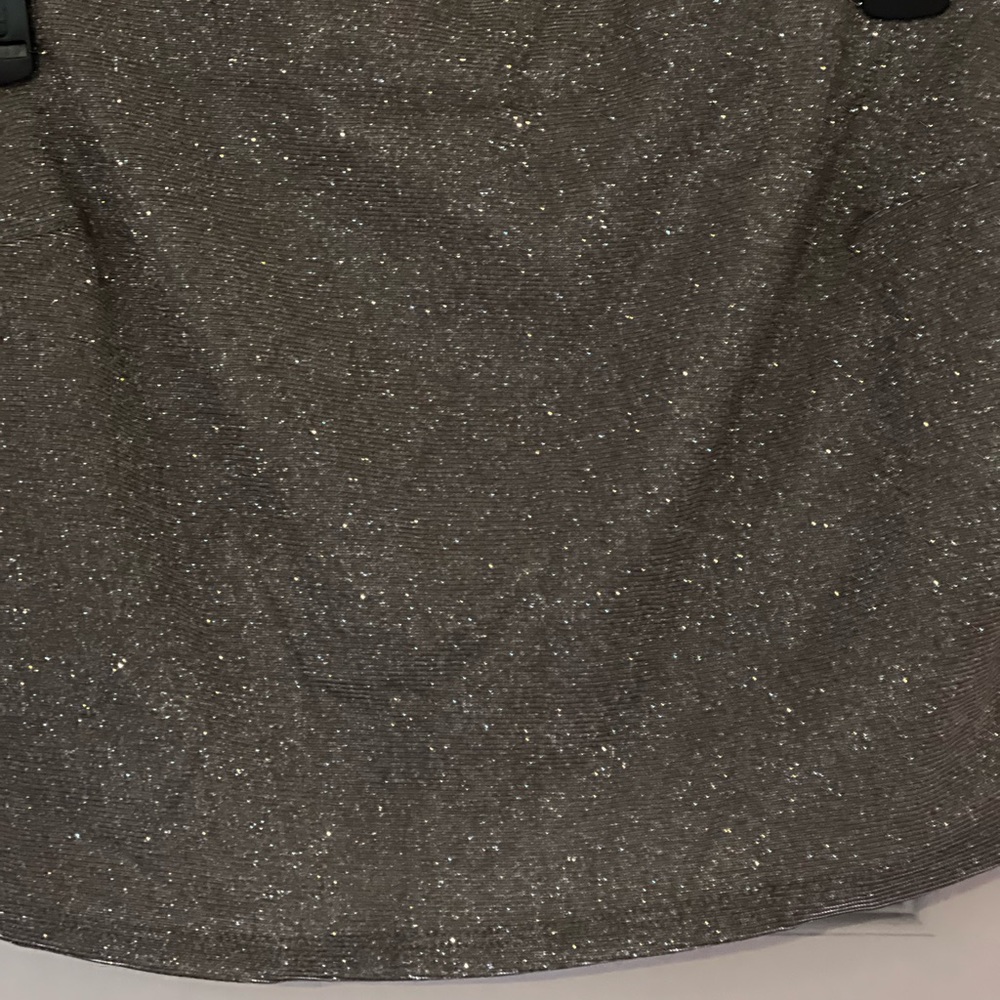 Silver Sparkle Tube Top Size XXL
Plus Size - Picture 2 of 11
